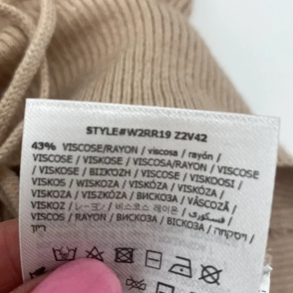 NWT Guess tan cropped long sleeve sweater XS - Picture 7 of 10